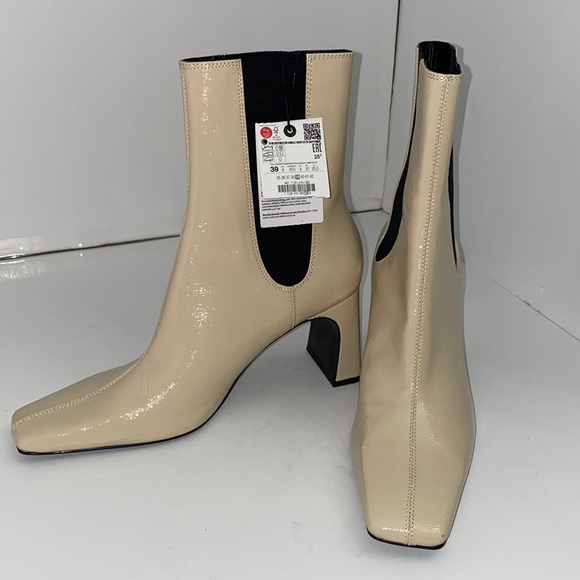 Zara Shoes - NWT Zara Z1W-BOTIN ankle cream bootie EU 39 US 8  price in stores 130 🔥🔥🔥🔥